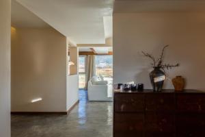 Η κουζίνα ή μικρή κουζίνα στο Lijiang Tennessee Farmhouse hotel