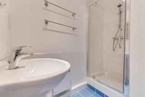 Koupelna v ubytování 2 Bed in Porthleven oc-p00890 + 3 fotografie