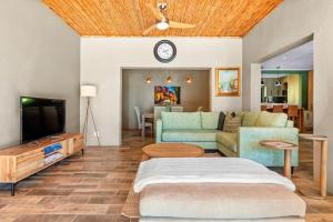 Μια τηλεόραση ή/και κέντρο ψυχαγωγίας στο 97 Drommedaris by Host Agents