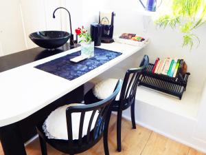 Zdjęcie z galerii obiektu Ferienhaus BLACK & WHITE w mieście Bromberg