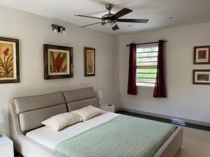 Ένα ή περισσότερα κρεβάτια σε δωμάτιο στο 24 Casa Lora