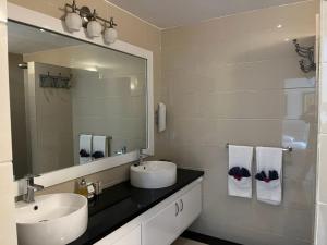 Ένα μπάνιο στο 24 Casa Lora