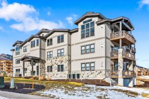 Το κτήριο όπου στεγάζεται  η παραθεριστική κατοικία