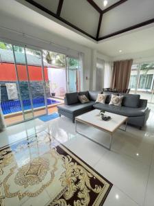 Posezení v ubytování Private Pool Villa, 1BR Optional Extra Suite