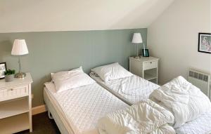 Ένα ή περισσότερα κρεβάτια σε δωμάτιο στο Nice Home In Gjern With Sauna