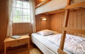 Ένα ή περισσότερα κρεβάτια σε δωμάτιο στο 3 Bedroom Beautiful Home In Torsby