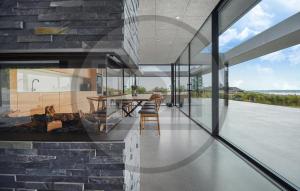 Μπαλκόνι ή βεράντα στο Beautiful Home In Knebel With Sauna