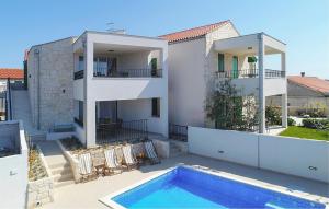 Bazén v ubytování Stunning Home In Privlaka nebo v jeho okolí + 21 fotografií