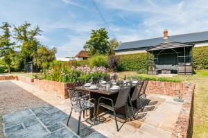 Zahrada ubytování 4 Bed in Woolage Green oc-f29907