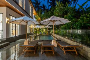 Πισίνα στο ή κοντά στο Cascade 7 Modern Tropical Living - 1BR Apartment