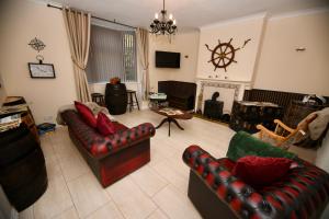 Μια τηλεόραση ή/και κέντρο ψυχαγωγίας στο The Lower Deck