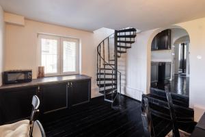 Η κουζίνα ή μικρή κουζίνα στο House with Garden Elisa