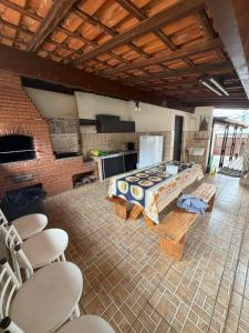 Η κουζίνα ή μικρή κουζίνα στο Chácara Barbosa