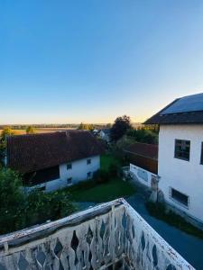 Το κτήριο όπου στεγάζεται  το διαμέρισμα +27 φωτογραφίες