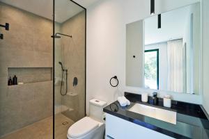 Koupelna v ubytování Villa Alba Malpais 4ensuite rooms ocean view by Sea N Sun + 31 fotografií