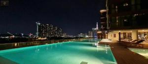 Πισίνα στο ή κοντά στο Metropole Deluxe Panorama Apartment +112 φωτογραφίες