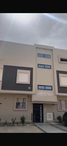 Το κτήριο όπου στεγάζεται  το διαμέρισμα