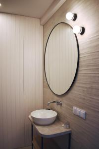 Koupelna v ubytování Wino&Grono Nałęczów + 17 fotografií