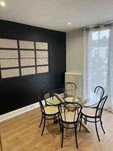 Photo de la galerie de l'établissement Appartement familial confortable, à Issy-les-Moulineaux