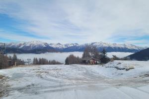 Φυσικό τοπίο κοντά σε αυτό το σαλέ +15 φωτογραφίες