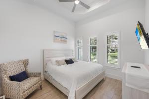 Ένα ή περισσότερα κρεβάτια σε δωμάτιο στο 348 Marquesas Court +60 φωτογραφίες