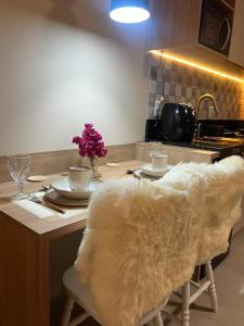 Kuchyň nebo kuchyňský kout v ubytování Serra Chalés