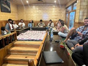 Khách lưu trú tại Third Eye Tosh