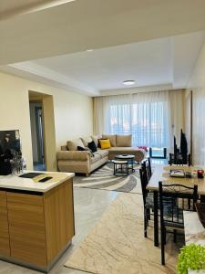 Et opholdsområde på Comfy Crib + 48 billeder