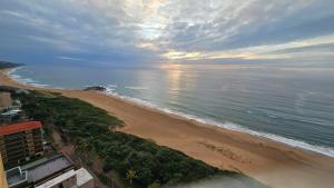 an aerial view of a beach and the ocean at Oceanview Holiday Apartments in Amanzimtoti