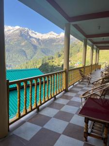 Phong cảnh thiên nhiên gần nhà khách