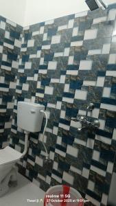 Koupelna v ubytování Hotel Bhardwaj Darbar + 16 fotografií