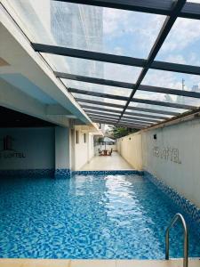 Swimmingpoolen hos eller tæt på Comfy Crib