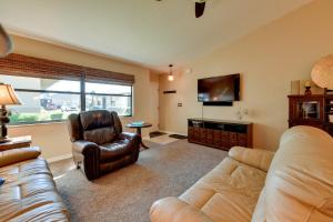 Ảnh trong thư viện ảnh của Grill, Lanai and Pool Access Charming Sebring Villa ở Sebring