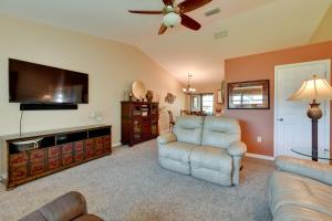 Ảnh trong thư viện ảnh của Grill, Lanai and Pool Access Charming Sebring Villa ở Sebring