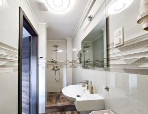 Ένα μπάνιο στο Zsúrterasz Vendégház