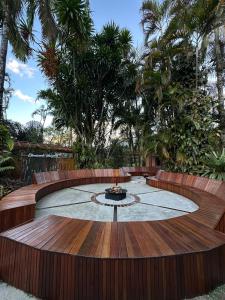 O grădină în afara Gaia Hotelaria