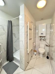 Ένα μπάνιο στο MIVA apartments