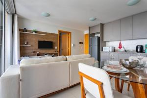 Køkken eller tekøkken på Df plaza - apto luxo, 2 ar condicionados e suíte