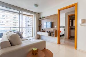 Et tv og/eller underholdning på Df plaza - apto luxo, 2 ar condicionados e suíte