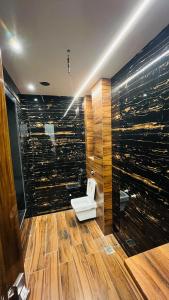 Ένα μπάνιο στο Krishna kunj