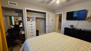 Μια τηλεόραση ή/και κέντρο ψυχαγωγίας στο Bartram Road Inn