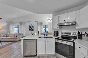 Η κουζίνα ή μικρή κουζίνα στο The Paradise Palms