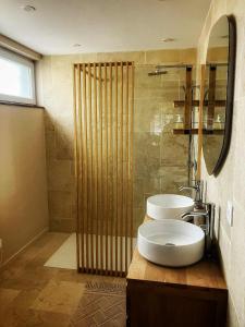 Ένα μπάνιο στο Trinidad Vibes - Suite and Spa +7 φωτογραφίες