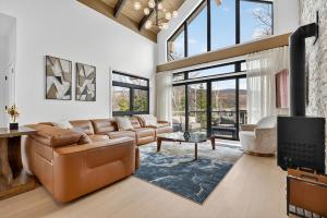 Χώρος καθιστικού στο Polaris Verbier Mont-Tremblant Luxury Condo