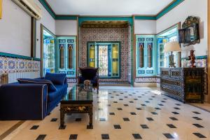 Posezení v ubytování Très belle Villa traditionnelle tunisienne à El Manar 2 Tunis