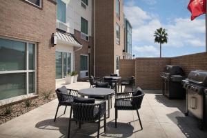 Gril dostupný pro hosty v hotelu