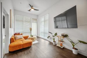 Et tv og/eller underholdning på The Glass Loft Midtown + 8 billeder