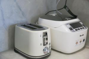 Gallery image of Entire 2bed New Apartment in Waitara