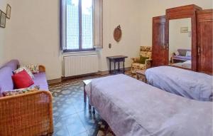 Postel nebo postele na pokoji v ubytování Gorgeous Apartment In Pisa With Wifi