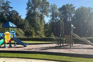 Imagen de la galería de Cozy First floor apartment, en Greenville